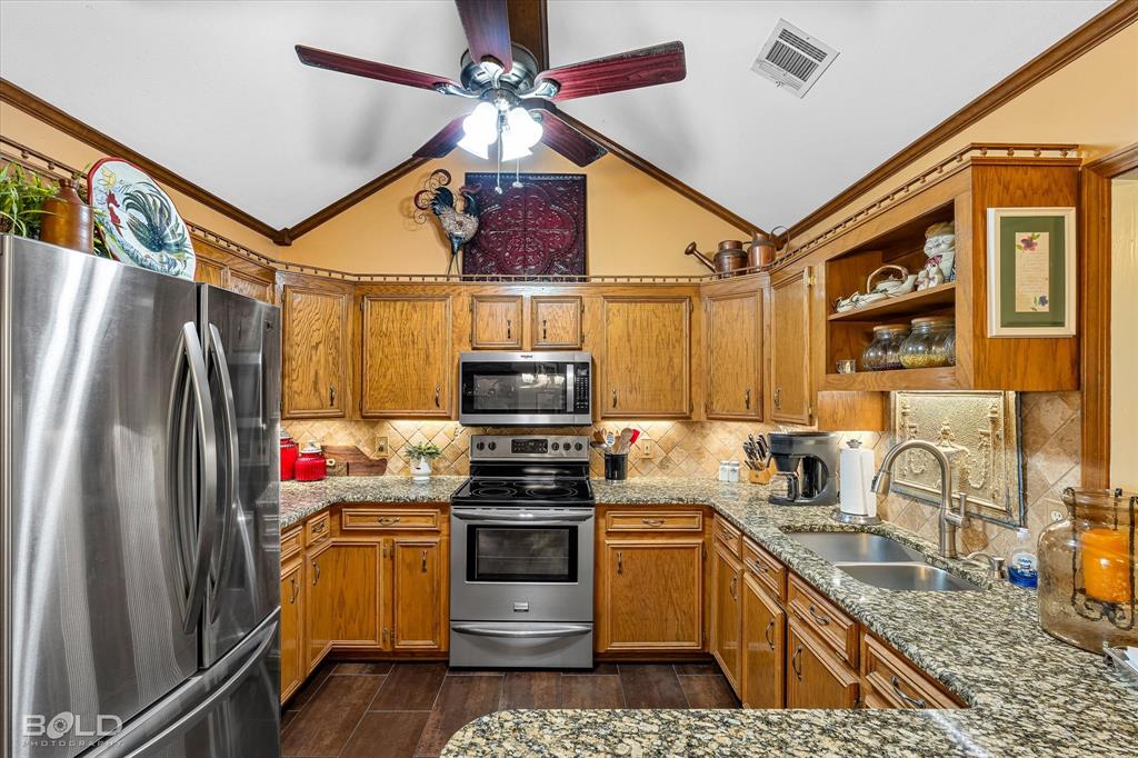 5651 Bittersweet Drive Property Photo 14