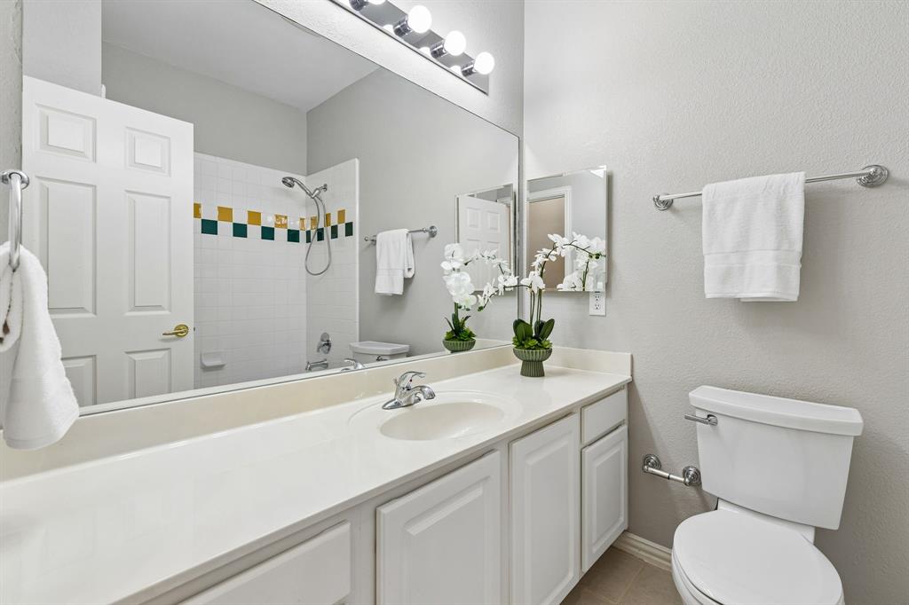 2043 Nottingham Place Property Photo 24