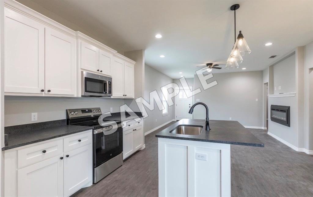 1873 Jays Way Property Photo 9