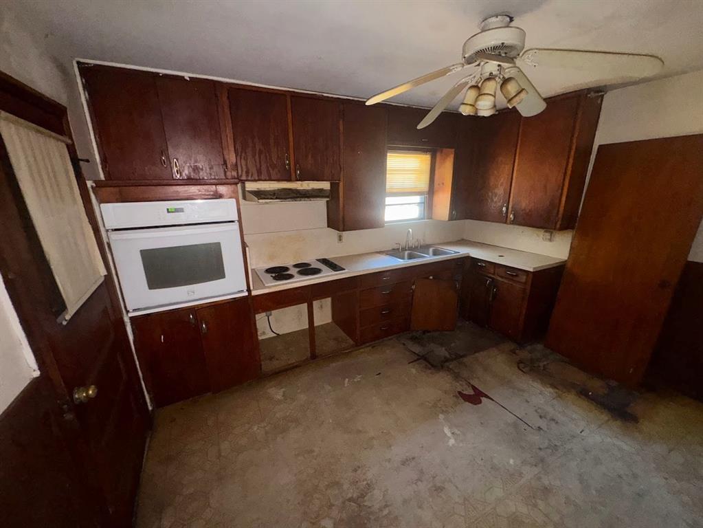 4309 Lorin Avenue Property Photo 2