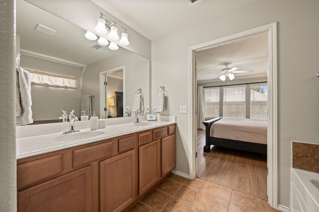 4504 Jaylin Street Property Photo 18