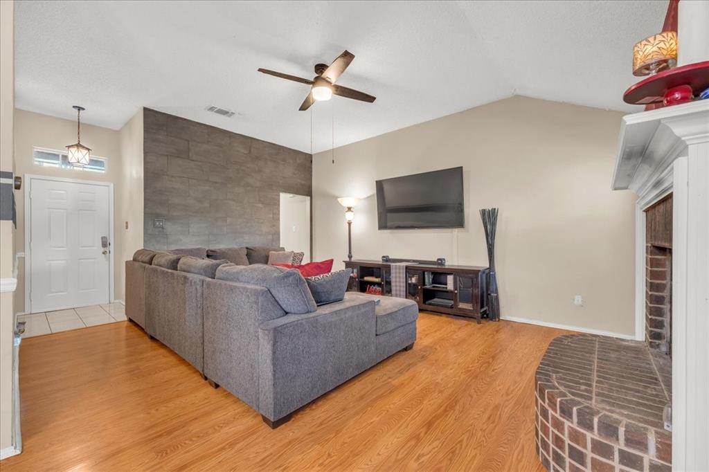 6608 Stetter Drive Property Photo 4