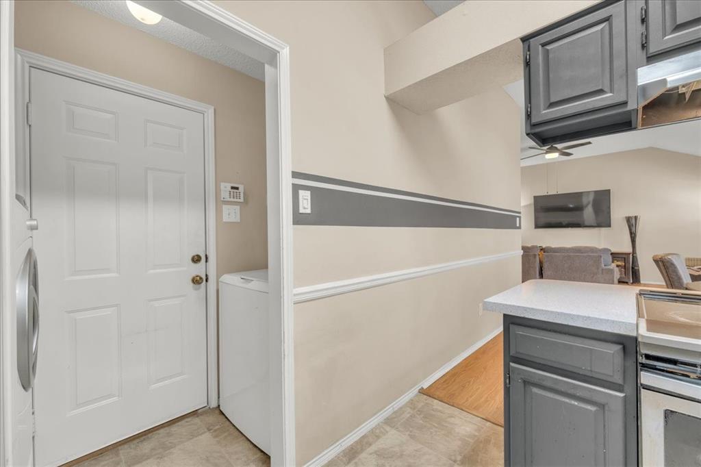 6608 Stetter Drive Property Photo 9