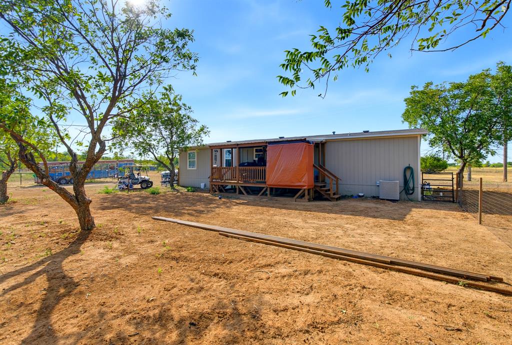 6189 Private Road 2752 Property Photo 27
