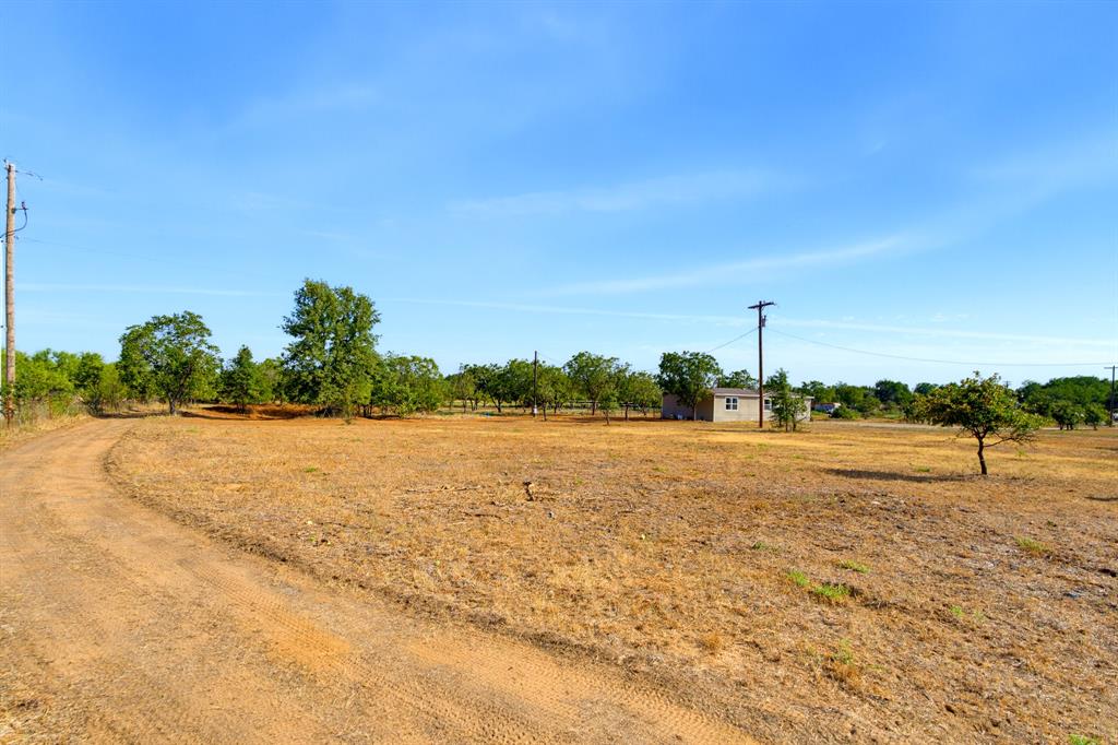6189 Private Road 2752 Property Photo 30