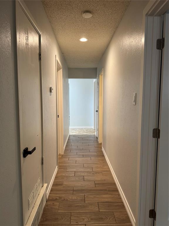 2121 Oak Valley Lane Property Photo 6
