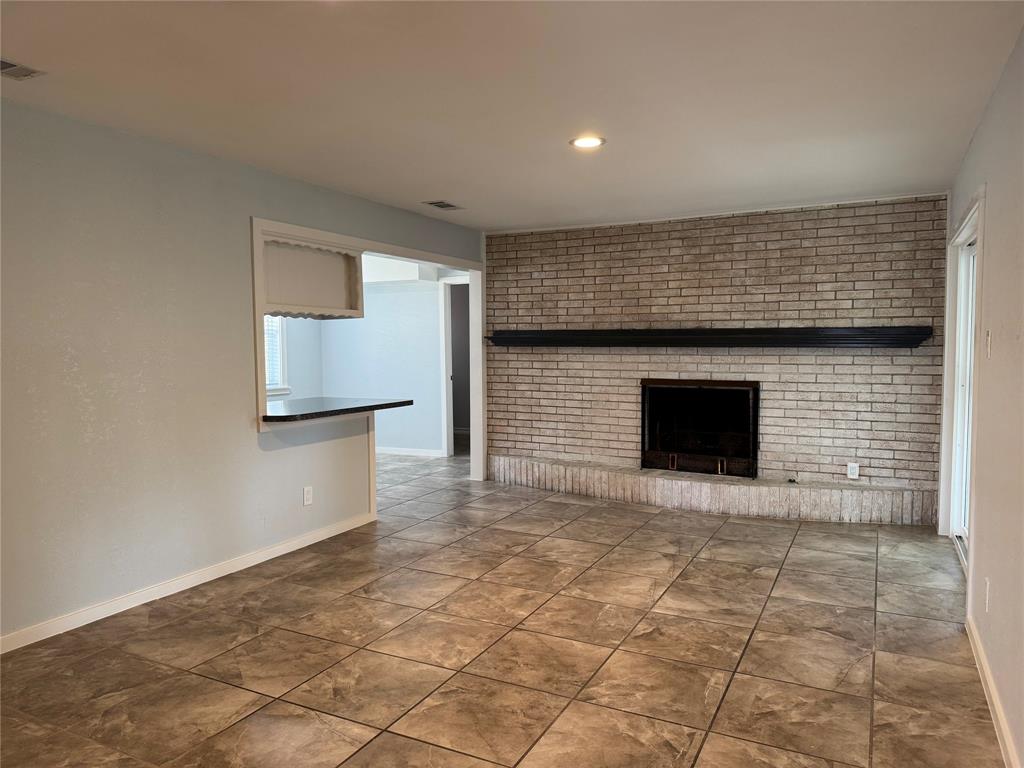 2121 Oak Valley Lane Property Photo 11