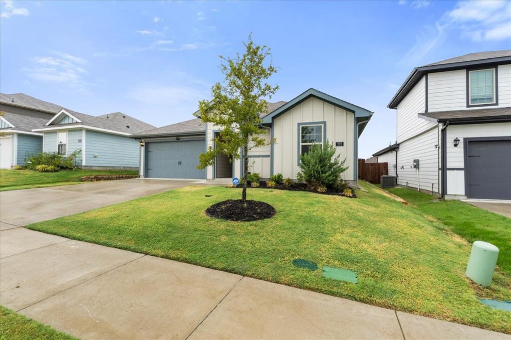 707 Sunlight Loop Property Photo 3
