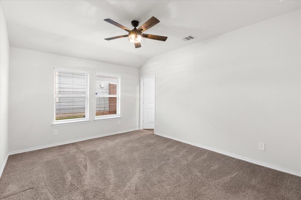 707 Sunlight Loop Property Photo 15