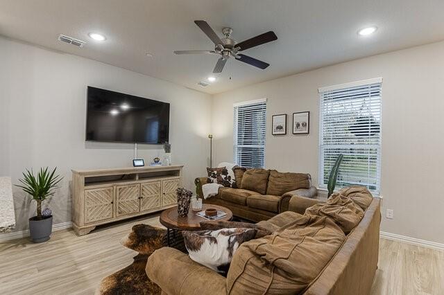 2728 Baneberry Lane Property Photo 6