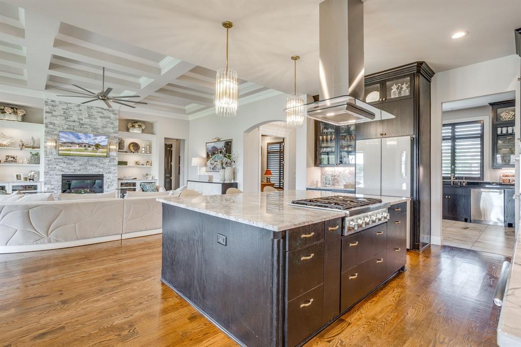 6343 Weatherby Road Property Photo 14