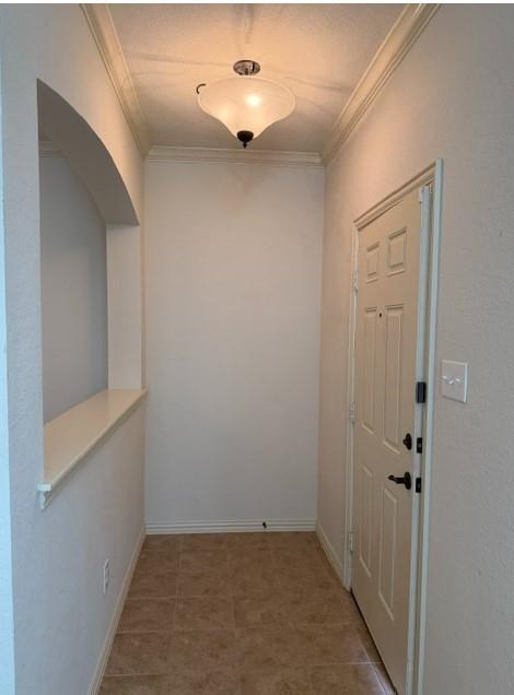 6828 Pascal Way Property Photo 4