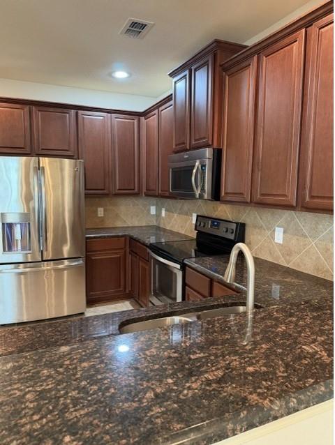 6828 Pascal Way Property Photo 9