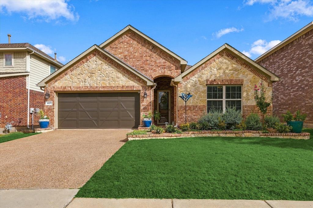 1629 Falconet Court Property Photo 1