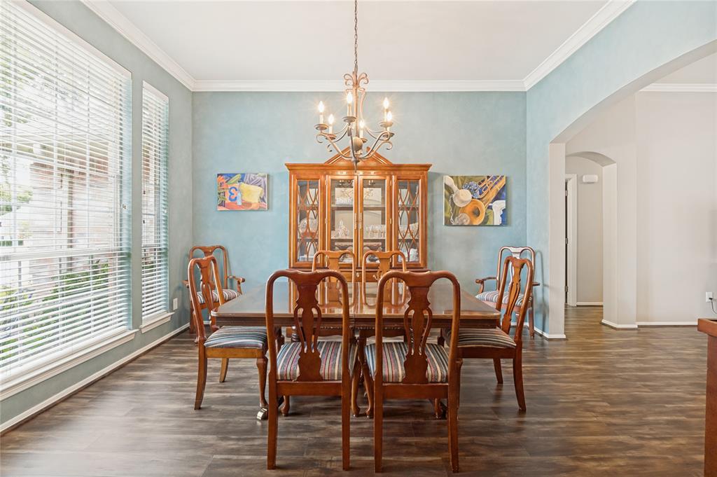 1374 Forest Creek Drive Property Photo 3