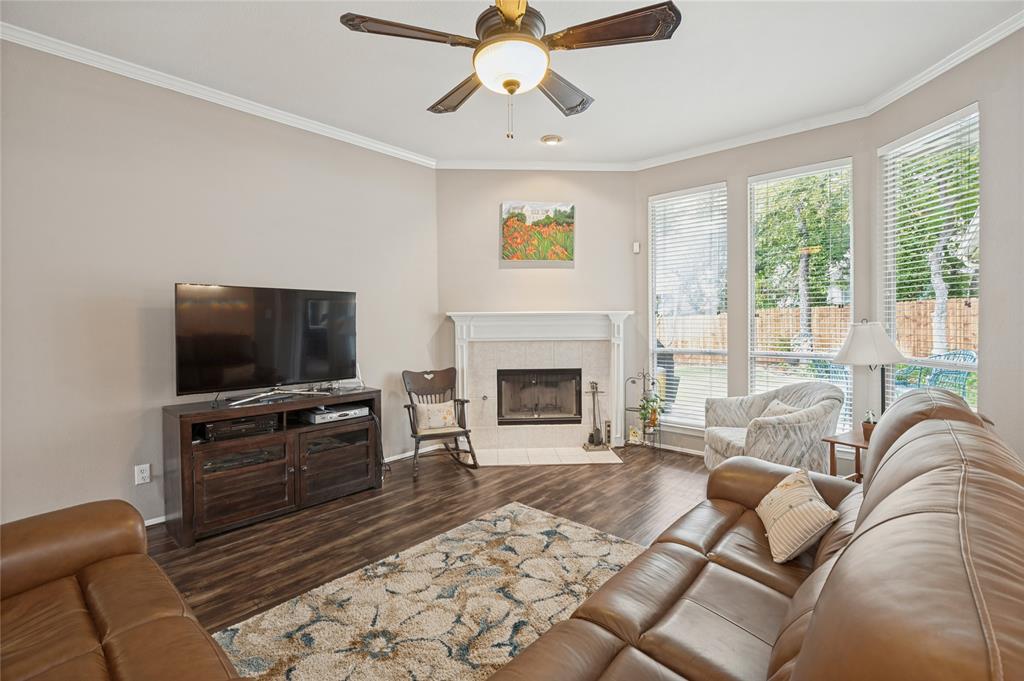 1374 Forest Creek Drive Property Photo 8