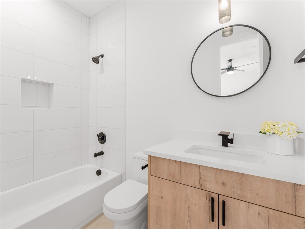 2015 N Prairie Avenue 103 Property Photo 31
