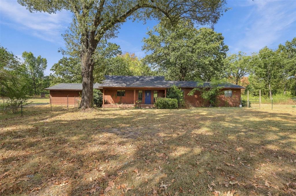 180 N Fm 911 Property Photo 4