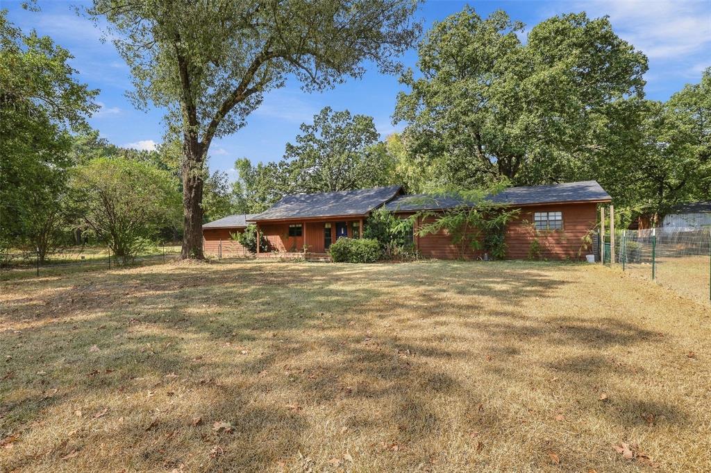 180 N Fm 911 Property Photo 13