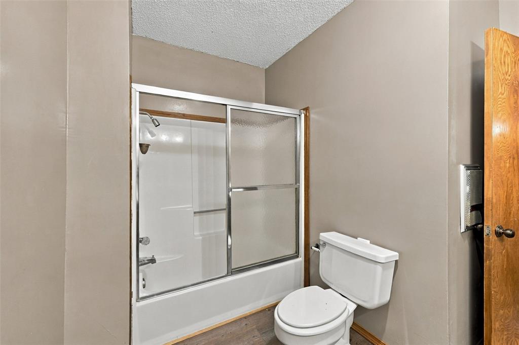 180 N Fm 911 Property Photo 26