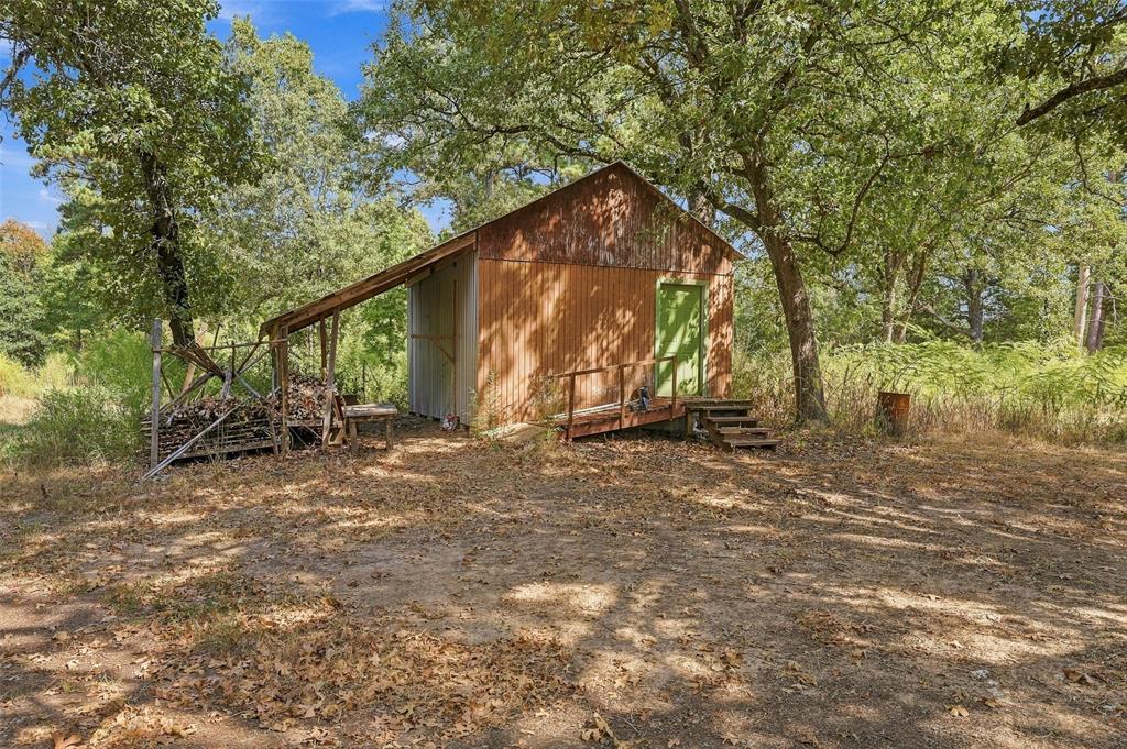 180 N Fm 911 Property Photo 35