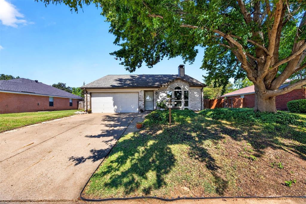 203 Briarglen Drive Property Photo 1
