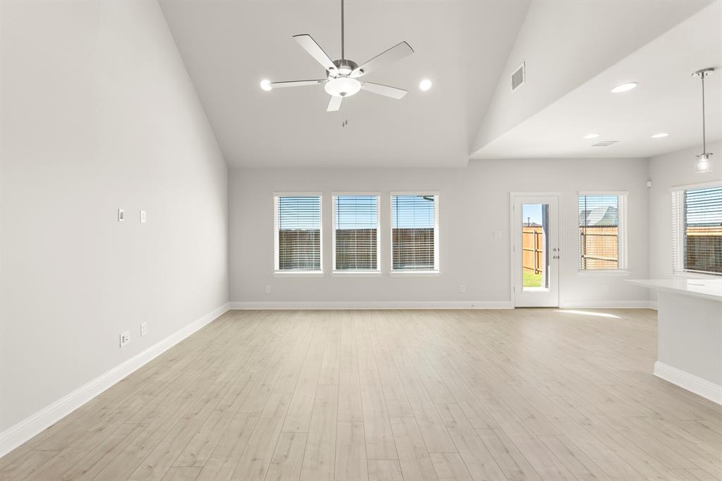 2126 Bloomsbury Lane Property Photo 10