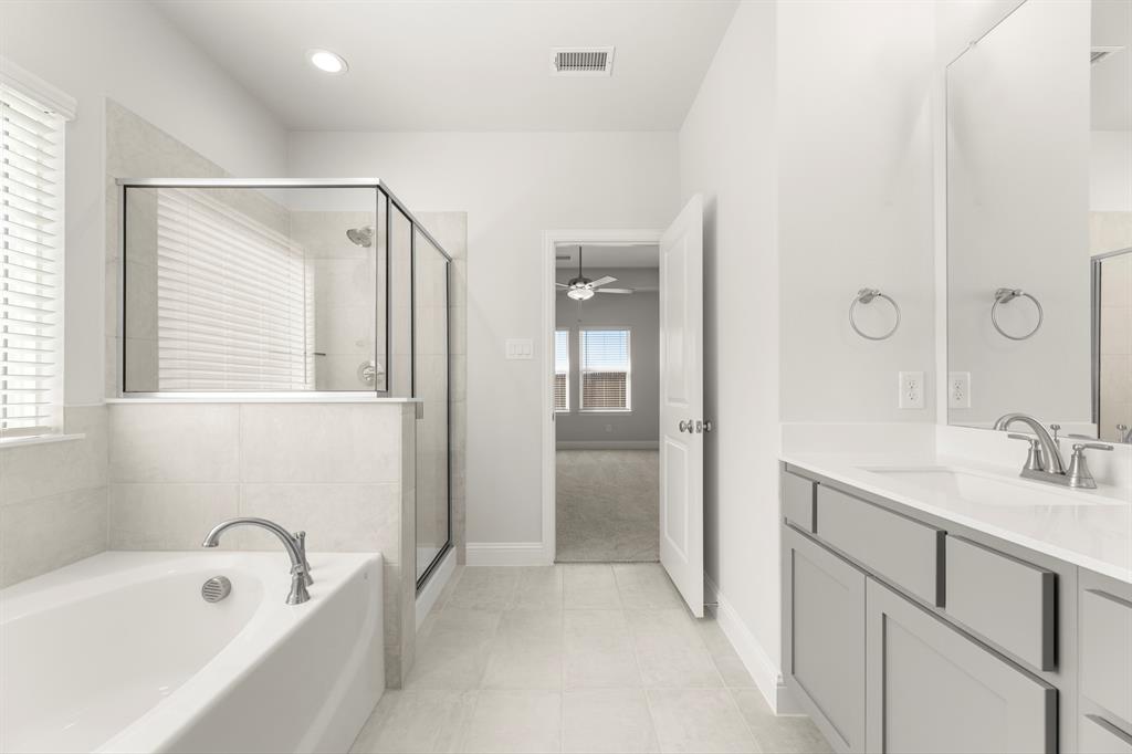 2126 Bloomsbury Lane Property Photo 17
