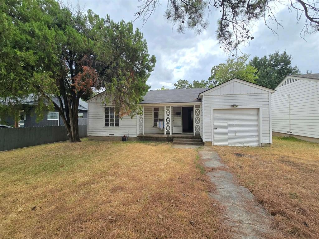 2710 Exeter Avenue Property Photo 1