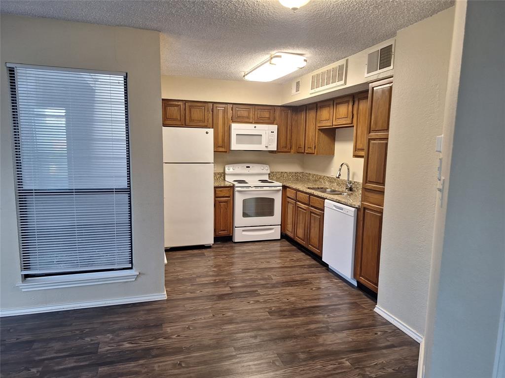 2309 Balsam Drive K103 Property Photo 5