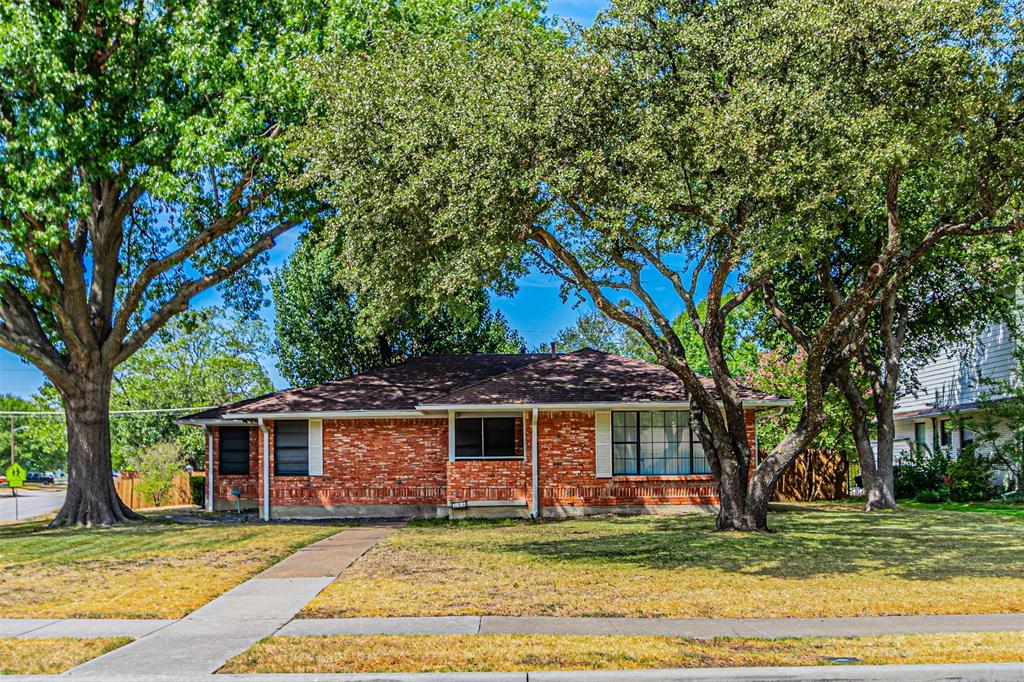 216 S Lois Lane Property Photo 1