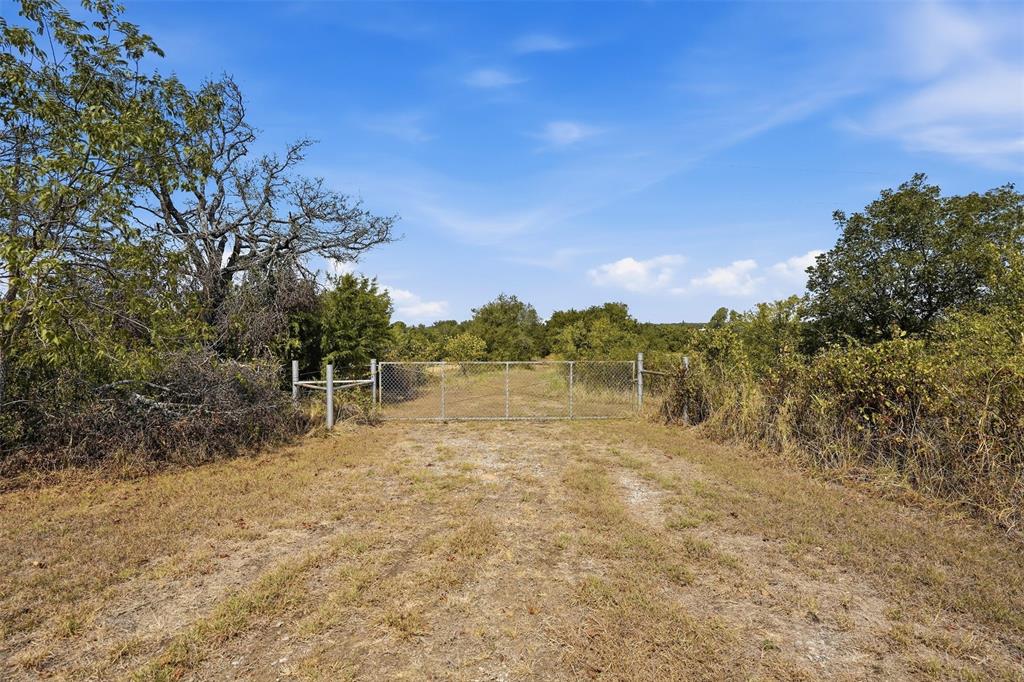 3703 Holbrook Road Property Photo 2