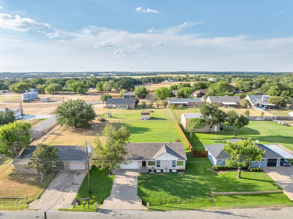 3904 Country Meadows Road Property Photo 2