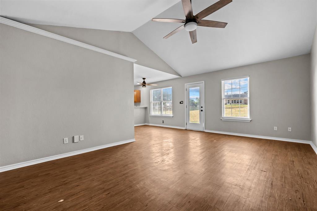 3904 Country Meadows Road Property Photo 10