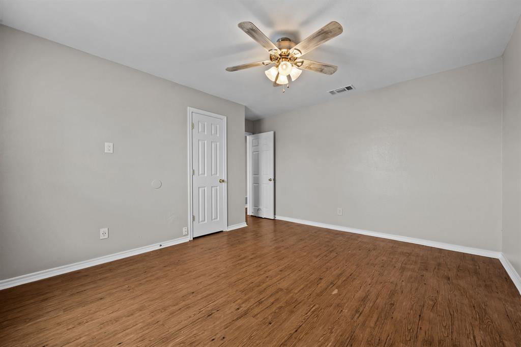 3904 Country Meadows Road Property Photo 32