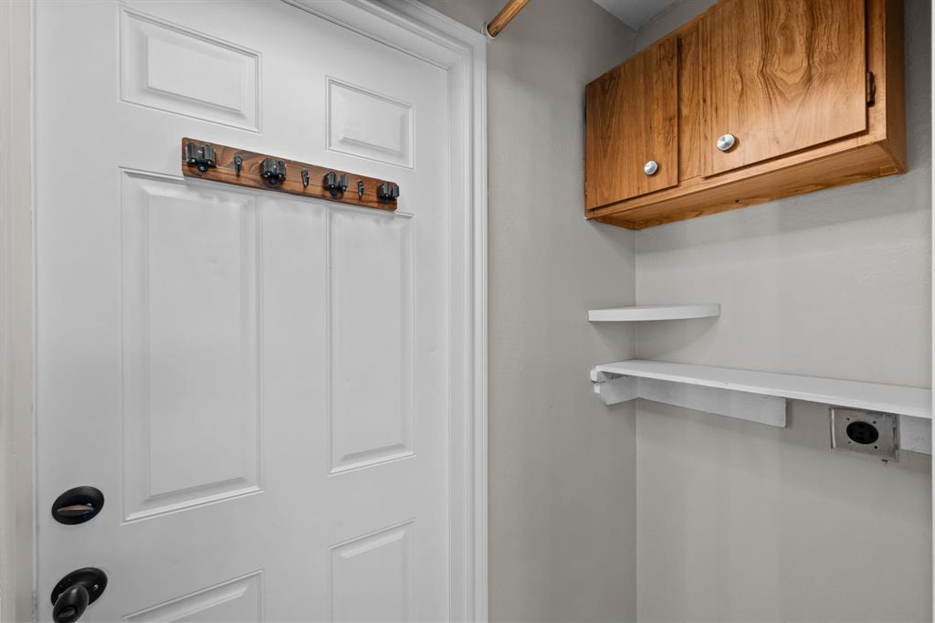 3904 Country Meadows Road Property Photo 33