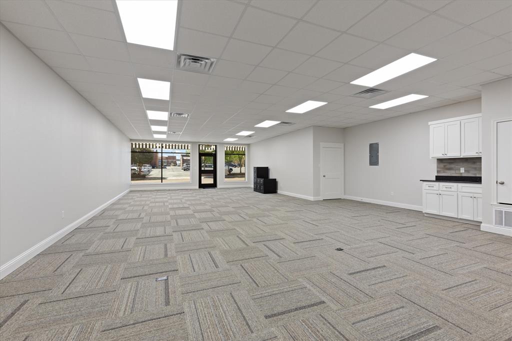 107 W Rusk Property Photo 19