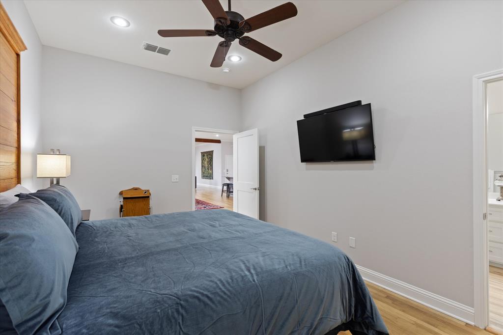 107 W Rusk Property Photo 31