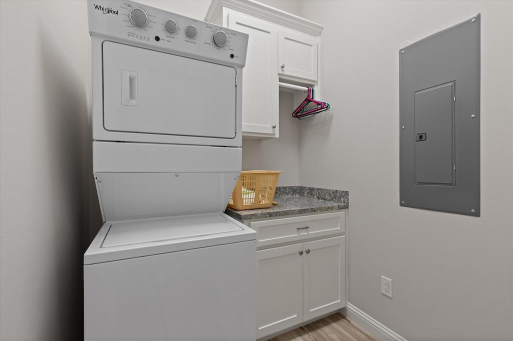 107 W Rusk Property Photo 34
