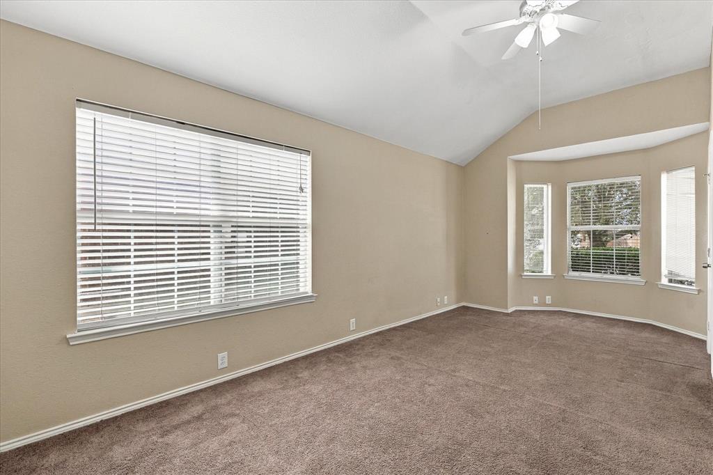 8716 Wagon Trail Property Photo 6