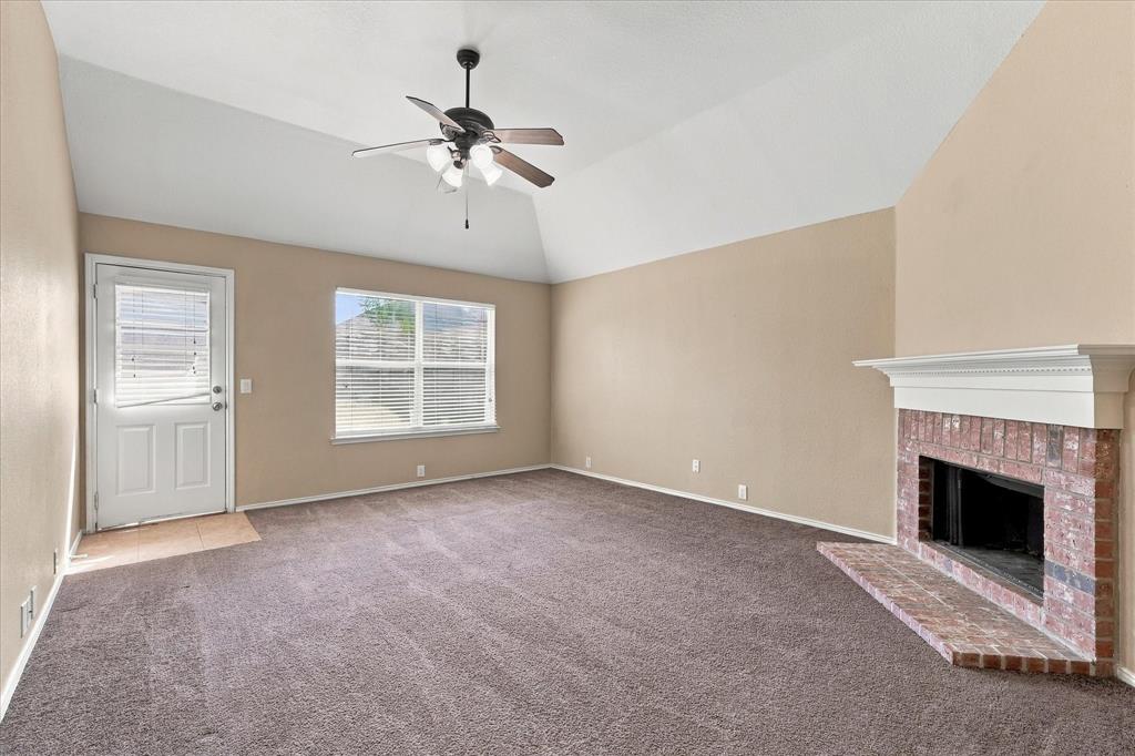 8716 Wagon Trail Property Photo 9