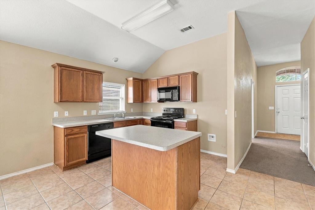 8716 Wagon Trail Property Photo 15
