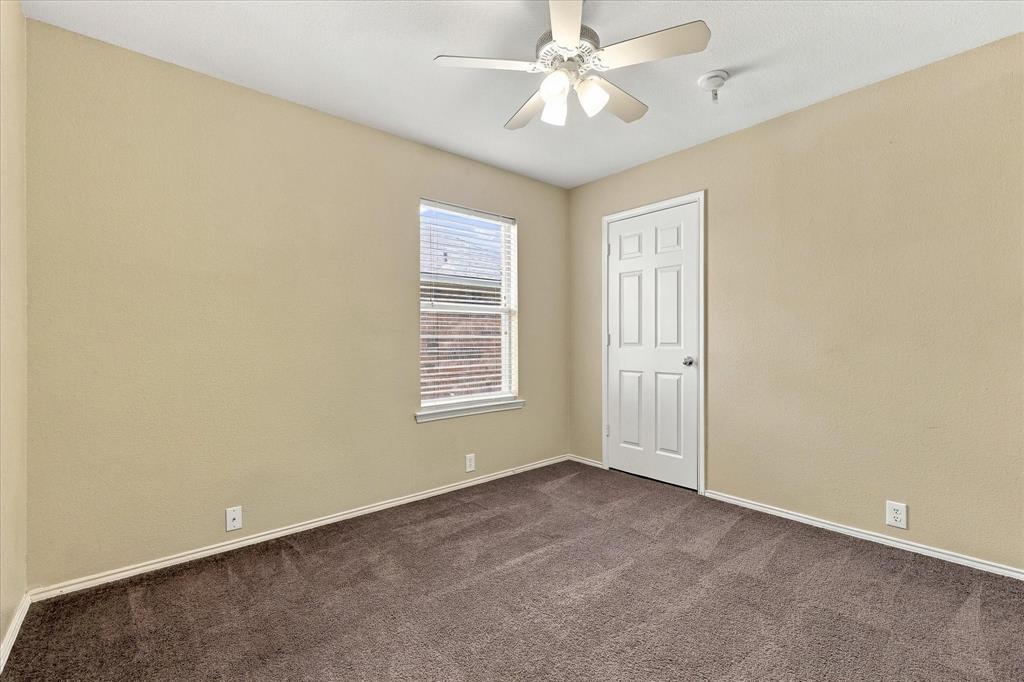 8716 Wagon Trail Property Photo 31