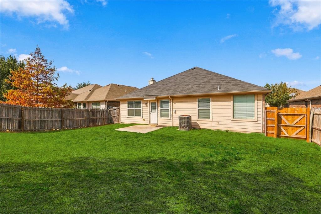 8716 Wagon Trail Property Photo 35