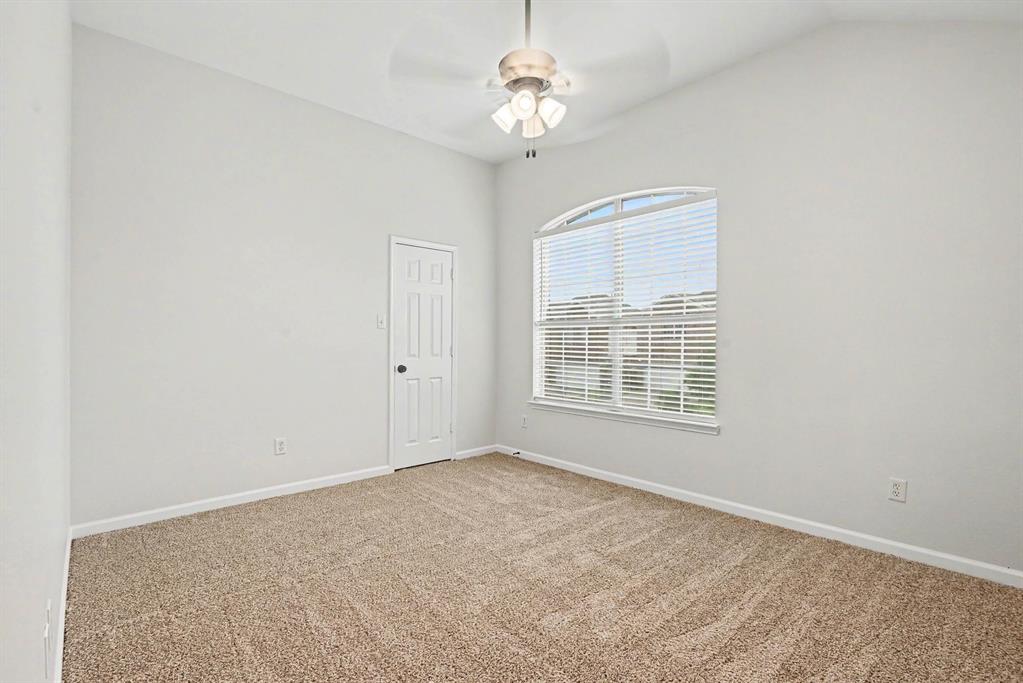 10005 Shelburne Road Property Photo 23