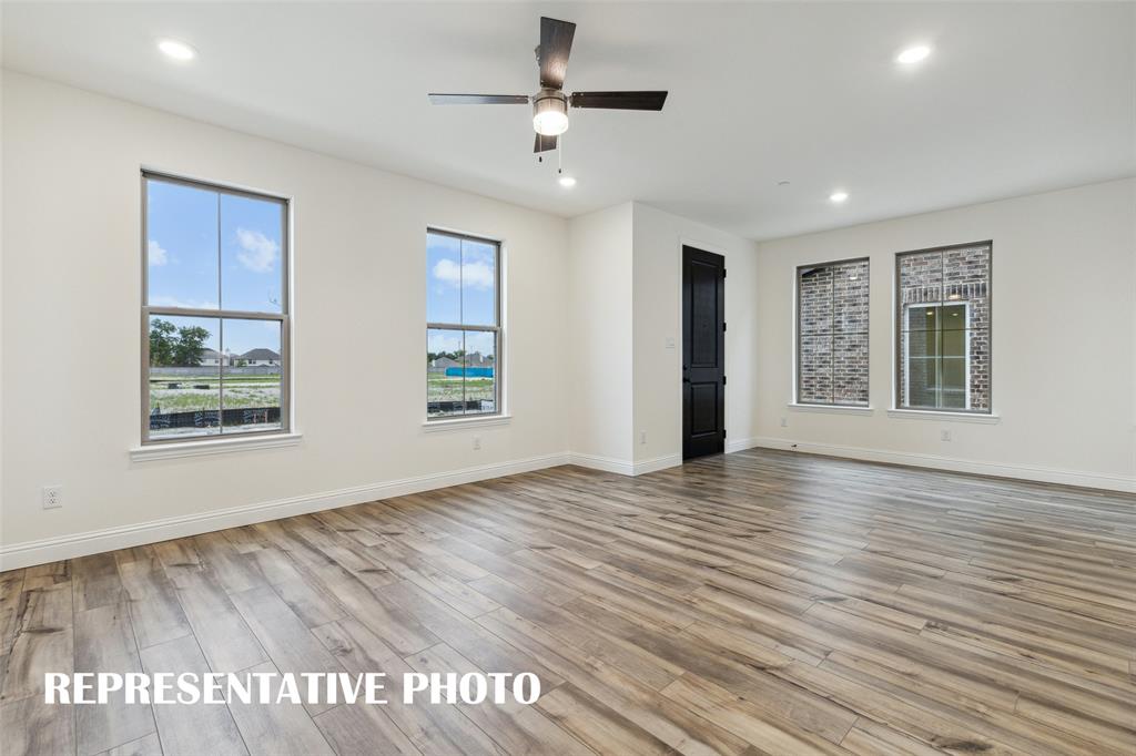 4733 Lunker Street Property Photo 3