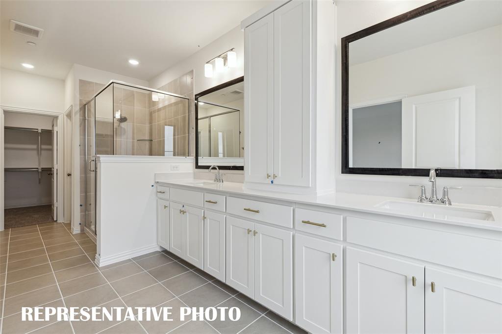 4733 Lunker Street Property Photo 12