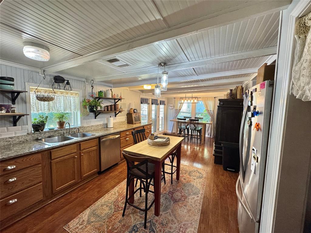 229 E Tennie Street Property Photo 4