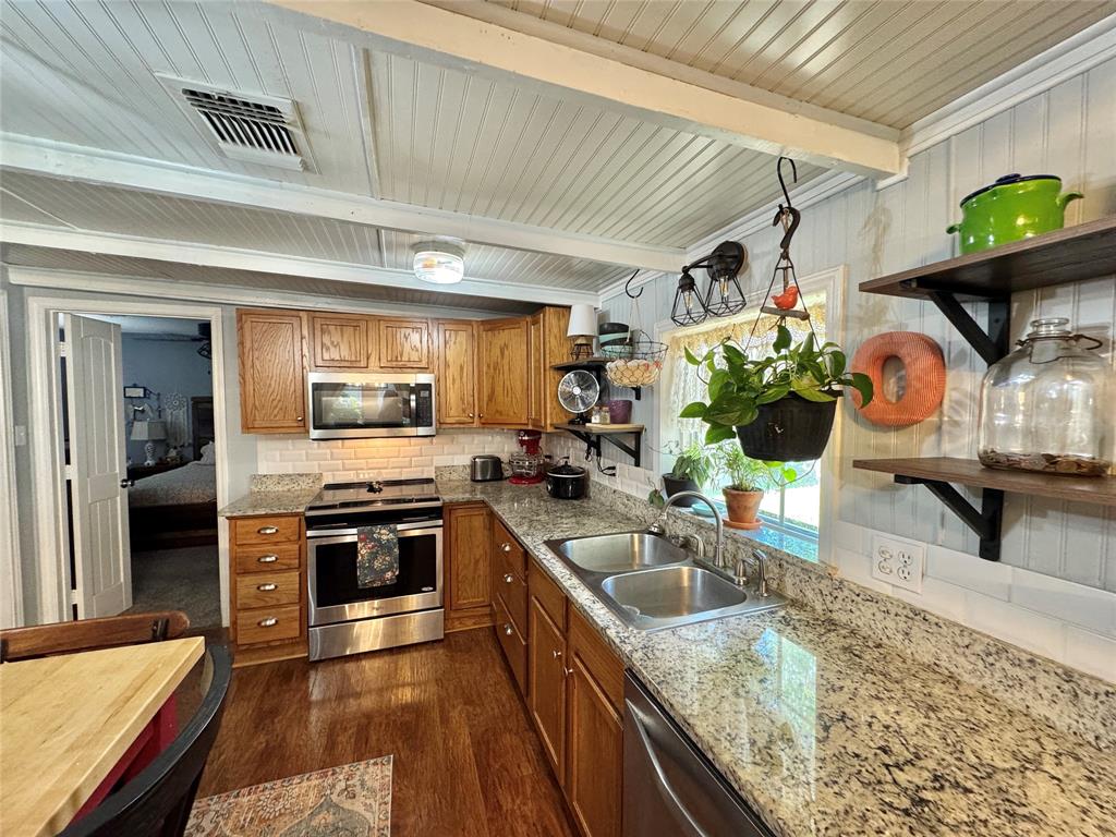 229 E Tennie Street Property Photo 5