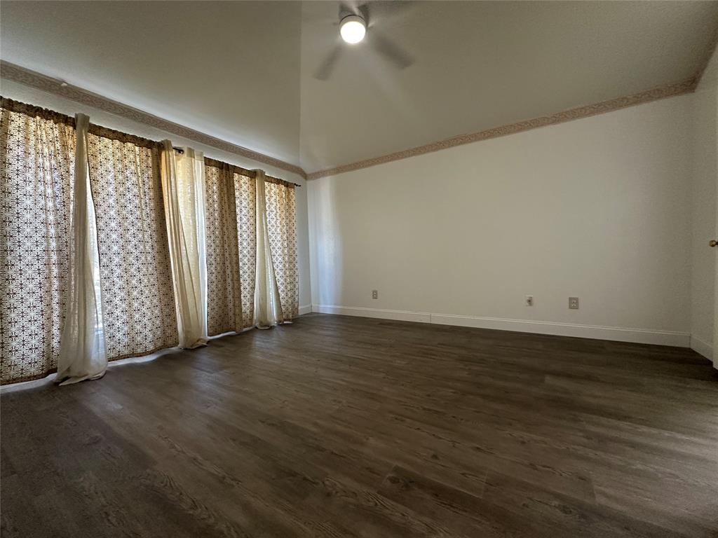 5141 Hearthcrest Drive Property Photo 10